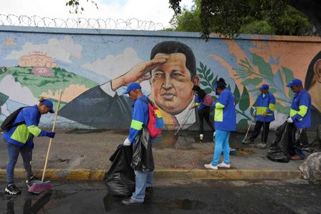 tagreuters.com2024binary_LYNXMPEK6U0VL-VIEWIMAGE