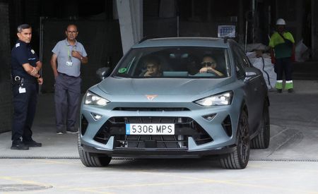 tagreuters.com2024binary_LYNXMPEK7E0N1-VIEWIMAGE