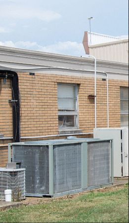 tagreuters.com2024binary_LYNXMPEK7R0TD-VIEWIMAGE