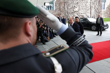 tagreuters.com2024binary_LYNXNPEK1F09Z-VIEWIMAGE