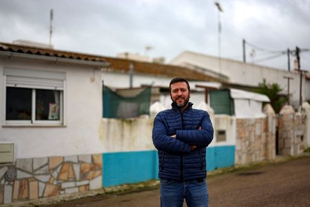 tagreuters.com2024binary_LYNXNPEK2509Z-VIEWIMAGE