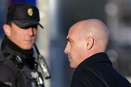 tagreuters.com2025binary_LYNXMPEL120BJ-VIEWIMAGE