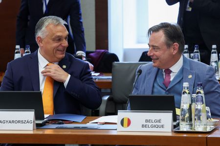 tagreuters.com2025binary_LYNXMPEL120E2-VIEWIMAGE