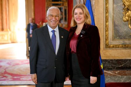 tagreuters.com2025binary_LYNXMPEL120E5-VIEWIMAGE