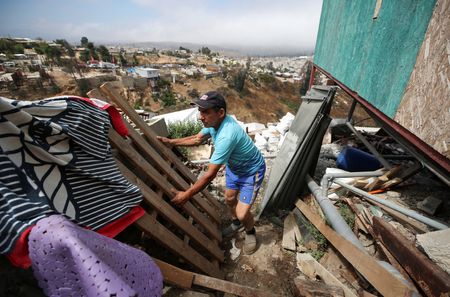 tagreuters.com2025binary_LYNXMPEL120IU-VIEWIMAGE