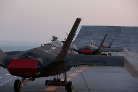 tagreuters.com2025binary_LYNXMPEL150QS-VIEWIMAGE