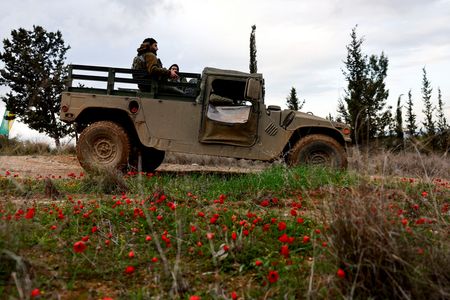 tagreuters.com2025binary_LYNXMPEL1B0QC-VIEWIMAGE