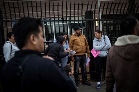 tagreuters.com2025binary_LYNXMPEL1D0E8-VIEWIMAGE