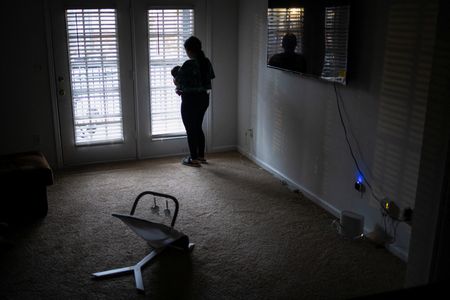 tagreuters.com2025binary_LYNXMPEL1D0EB-VIEWIMAGE