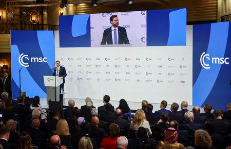 tagreuters.com2025binary_LYNXMPEL1D0QE-VIEWIMAGE