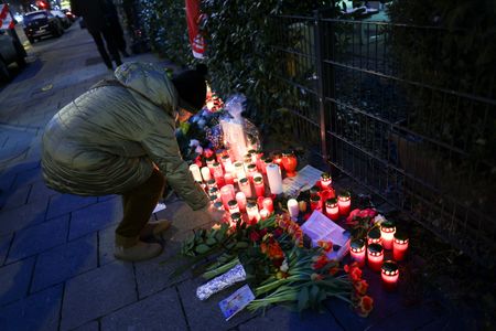 tagreuters.com2025binary_LYNXMPEL1D0RI-VIEWIMAGE