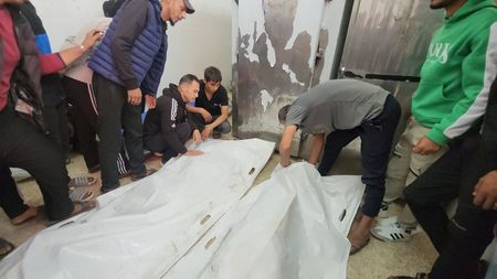 tagreuters.com2025binary_LYNXMPEL2G0J7-VIEWIMAGE