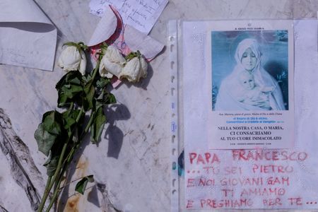 tagreuters.com2025binary_LYNXMPEL2K110-VIEWIMAGE