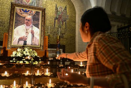 tagreuters.com2025binary_LYNXMPEL3K0N8-VIEWIMAGE