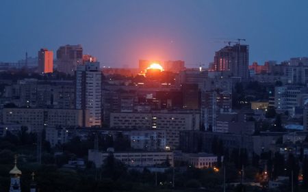 tagreuters.com2025binary_LYNXMPEL4604J-VIEWIMAGE