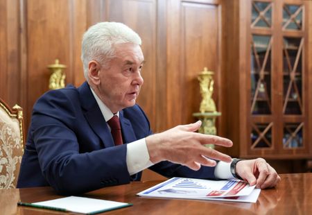 tagreuters.com2025binary_LYNXMPEL460T2-VIEWIMAGE