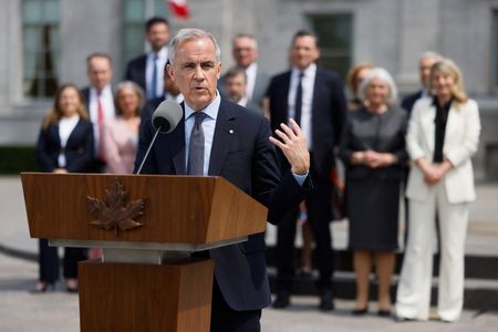 tagreuters.com2025binary_LYNXMPEL4C110-VIEWIMAGE