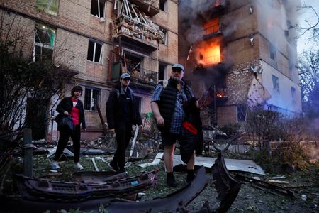 tagreuters.com2025binary_LYNXMPEL5G02X-VIEWIMAGE