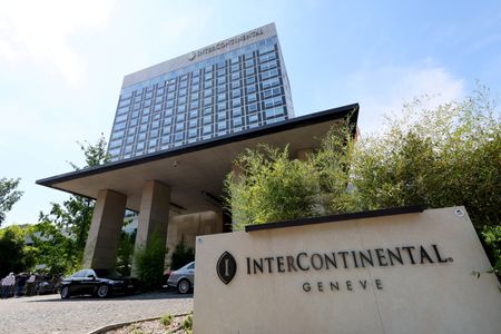 tagreuters.com2025binary_LYNXMPEL5K05Y-VIEWIMAGE