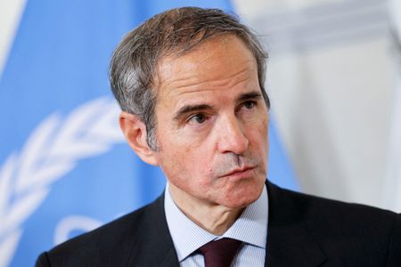 tagreuters.com2025binary_LYNXMPEL5O0DL-VIEWIMAGE