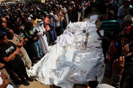 tagreuters.com2025binary_LYNXMPEL6A0TV-VIEWIMAGE