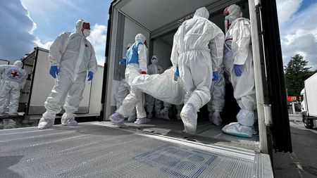 tagreuters.com2025binary_LYNXMPEL6G0BD-VIEWIMAGE