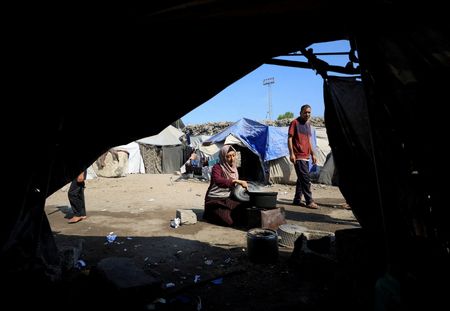 tagreuters.com2025binary_LYNXMPEL6R0IJ-VIEWIMAGE