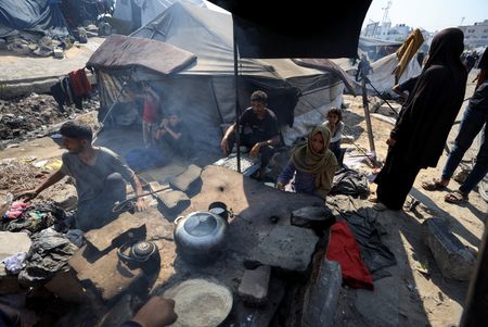 tagreuters.com2025binary_LYNXMPEL6R0IN-VIEWIMAGE