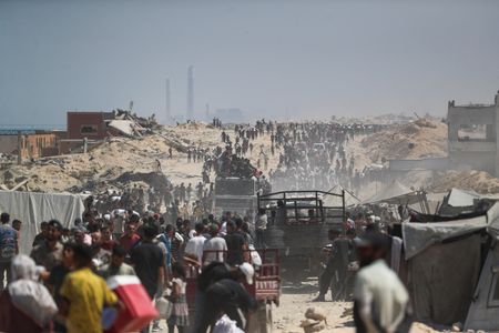 tagreuters.com2025binary_LYNXMPEL6R0YE-VIEWIMAGE