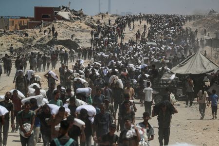 tagreuters.com2025binary_LYNXMPEL6R0YF-VIEWIMAGE