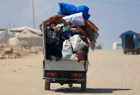 tagreuters.com2025binary_LYNXMPEL7K0LS-VIEWIMAGE