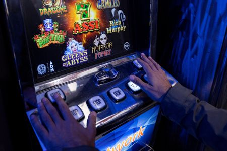 tagreuters.com2025binary_LYNXMPELA40AV-VIEWIMAGE