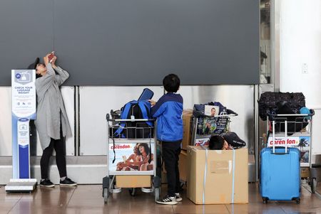 tagreuters.com2025binary_LYNXMPELA40TY-VIEWIMAGE