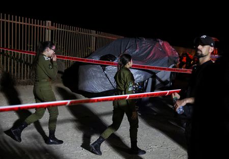 tagreuters.com2025binary_LYNXMPELA40VR-VIEWIMAGE