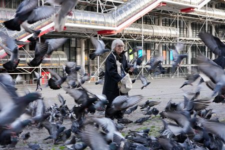 tagreuters.com2025binary_LYNXMPELAG0KS-VIEWIMAGE