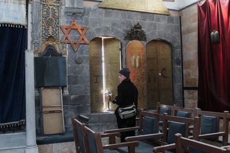 tagreuters.com2025binary_LYNXNPEL1I0J5-VIEWIMAGE