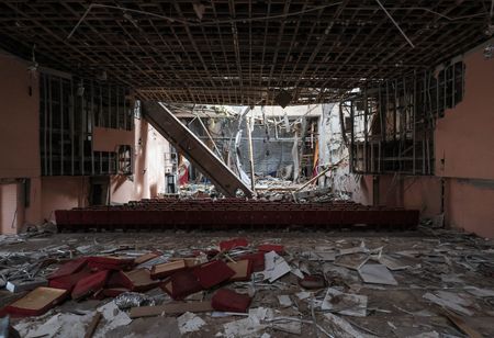 tagreuters.com2025binary_LYNXNPEL2P0OT-VIEWIMAGE