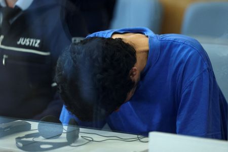 tagreuters.com2025binary_LYNXNPEL4Q0H1-VIEWIMAGE