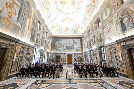 tagreuters.com2025binary_LYNXNPEL4Q0JQ-VIEWIMAGE