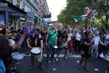 tagreuters.com2025binary_LYNXNPEL8D0CA-VIEWIMAGE