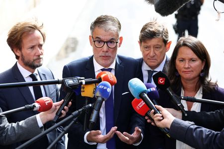 tagreuters.com2025binary_LYNXNPEL8G0FD-VIEWIMAGE