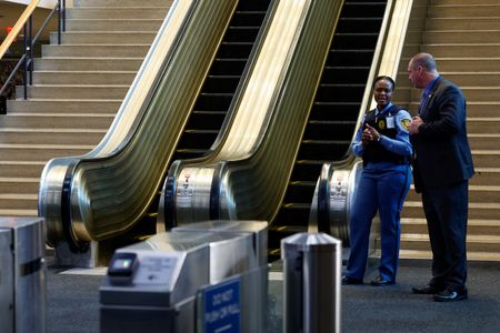 tagreuters.com2025binary_LYNXNPEL8N01G-VIEWIMAGE