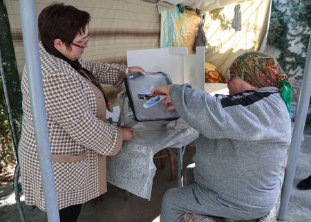 tagreuters.com2025binary_LYNXNPEL8R06Q-VIEWIMAGE