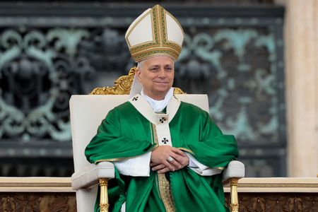 tagreuters.com2025binary_LYNXNPEL94042-VIEWIMAGE