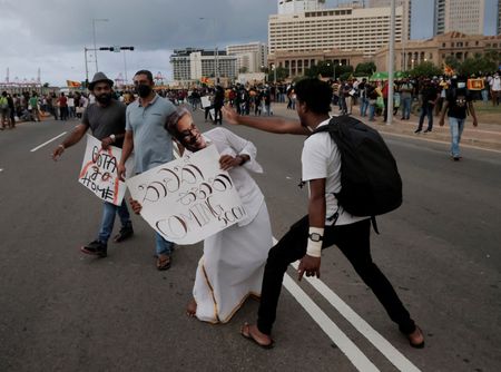 tagreuters.com2022binary_LYNXNPEI3806M-VIEWIMAGE