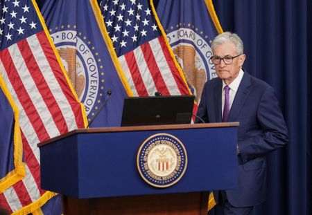 tagreuters.com2024binary_LYNXMPEK401OD-VIEWIMAGE