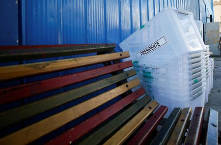 tagreuters.com2025binary_LYNXMPEL1A0BG-VIEWIMAGE