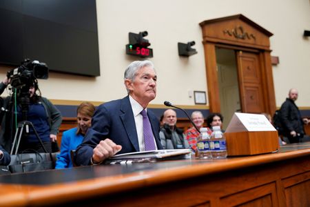 tagreuters.com2025binary_LYNXMPEL1B0X3-VIEWIMAGE