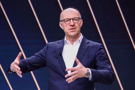 tagreuters.com2025binary_LYNXMPEL2A0DY-VIEWIMAGE