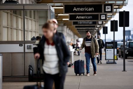 tagreuters.com2025binary_LYNXMPEL3R0EG-VIEWIMAGE